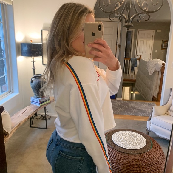 Levi’s Long Sleeve Rainbow Tee - Size Small - Picture 4 of 6